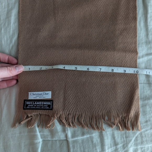 DIOR Authentic Pure 100% Lambswool Scarf in Camel - late 60's Vintage - Men's - Picture 5 of 6